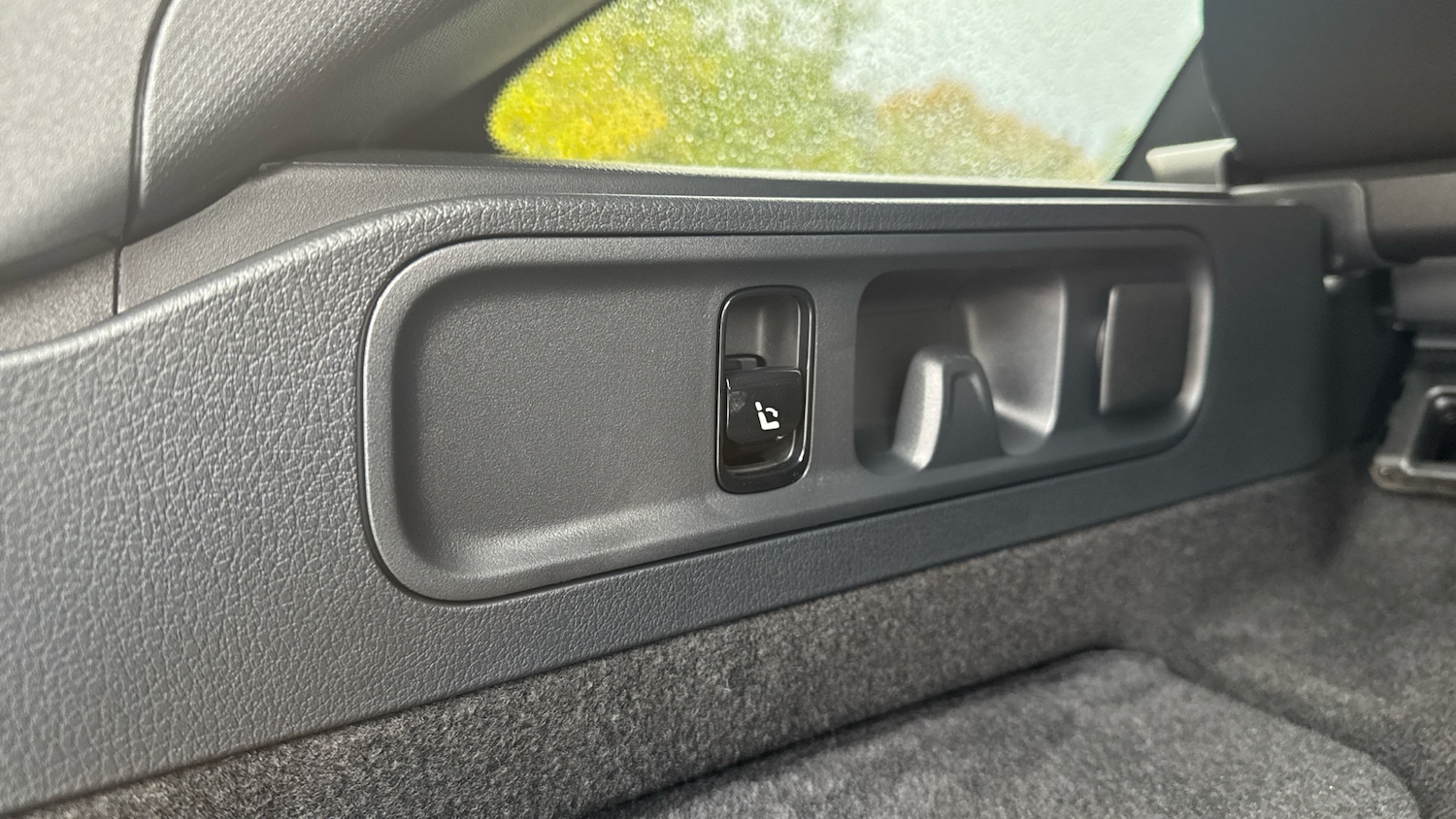 Used Mercedes-Benz C Class 2025 for sale - 77245104: Photo 28