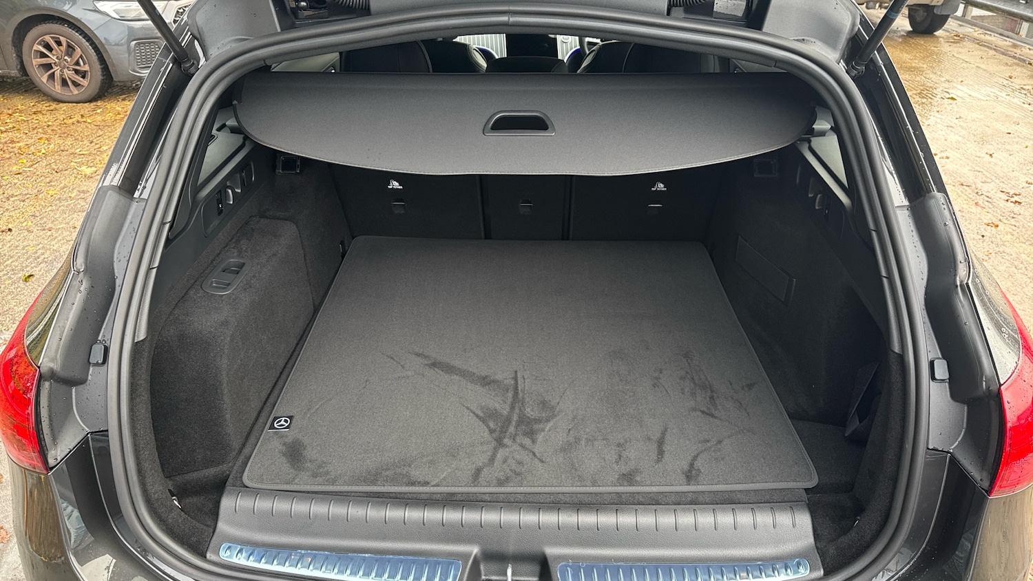 Used Mercedes-Benz C Class 2025 for sale - 77245104: Photo 4