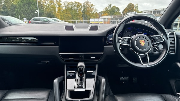 Used Porsche Cayenne 2019 for sale - 76117367: Photo 10