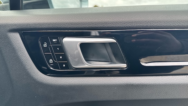 Used Porsche Cayenne 2019 for sale - 76117367: Photo 26