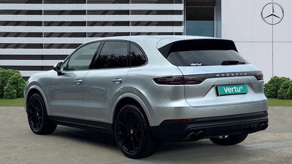 Used Porsche Cayenne 2019 for sale - 76117367: Photo 2