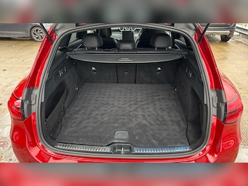 Used Mercedes-Benz GLC 2023 for sale - 76508053: Photo