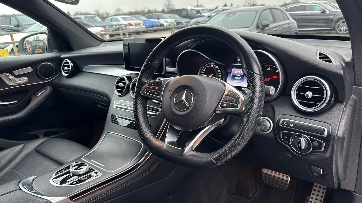 Used Mercedes-Benz GLC 2018 for sale - 77652949: Photo 11