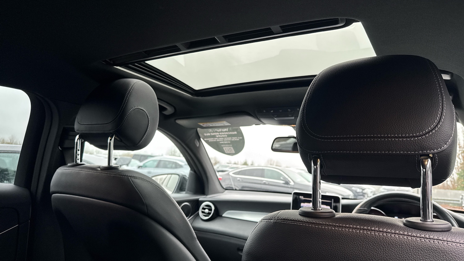 Used Mercedes-Benz GLC 2018 for sale - 77652949: Photo 42