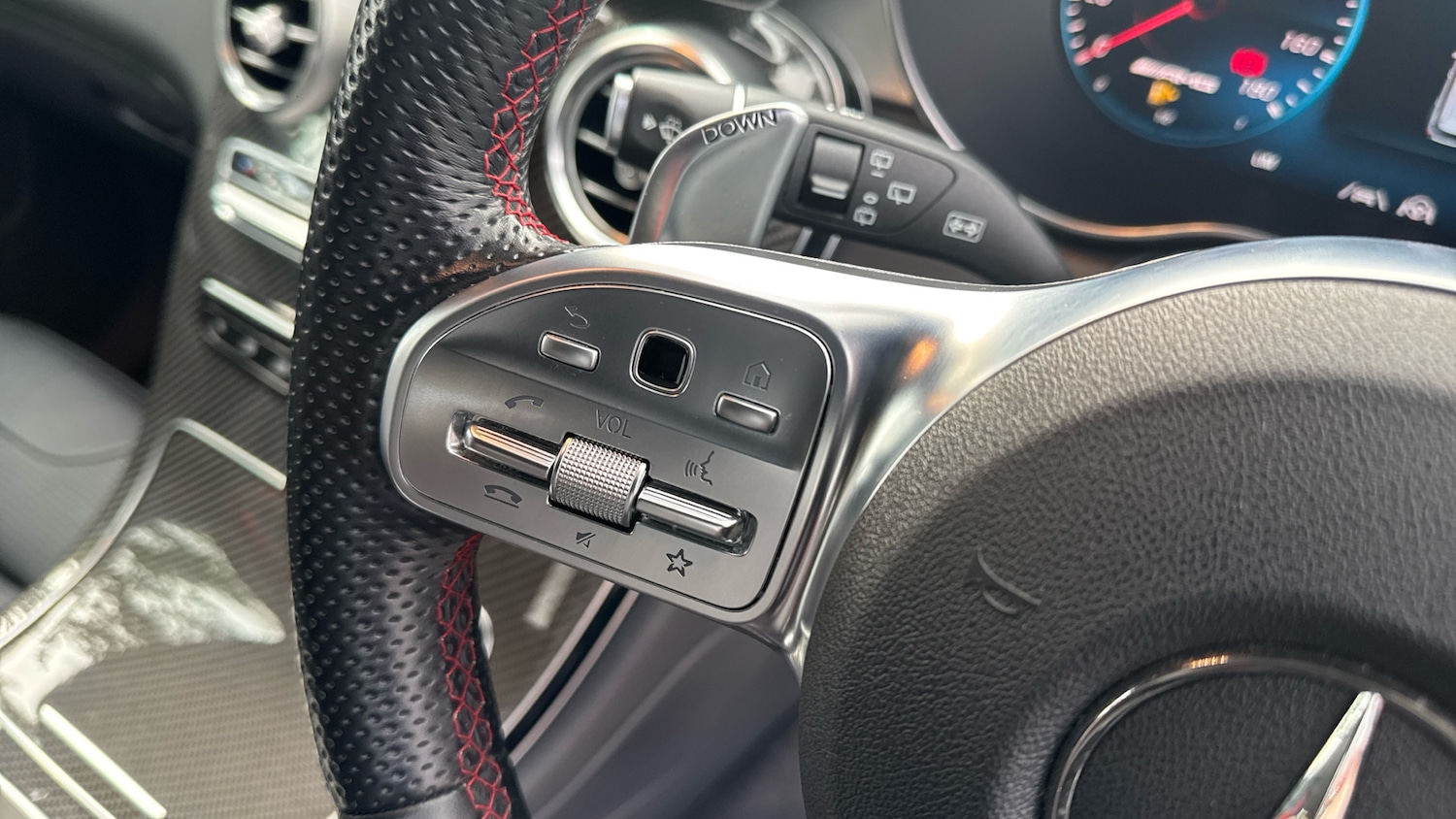 Used Mercedes-Benz GLC 2022 for sale - 76542768: Photo 40