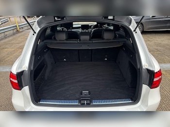 Used Mercedes-Benz GLC 2018 for sale - 76791759: Photo