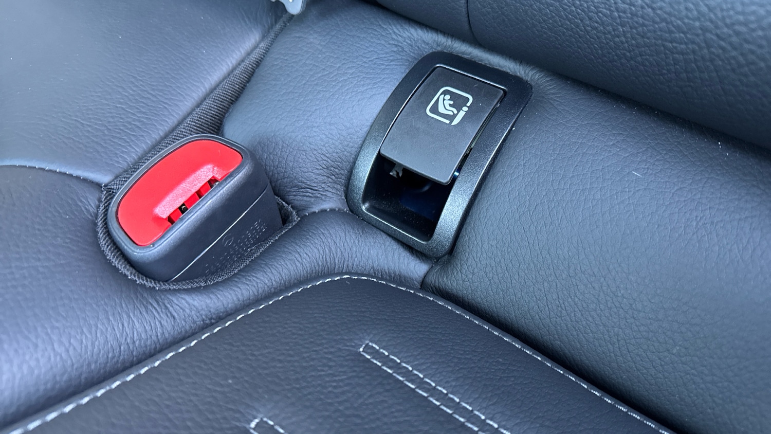 Used Mercedes-Benz GLC 2023 for sale - 76782547: Photo 17