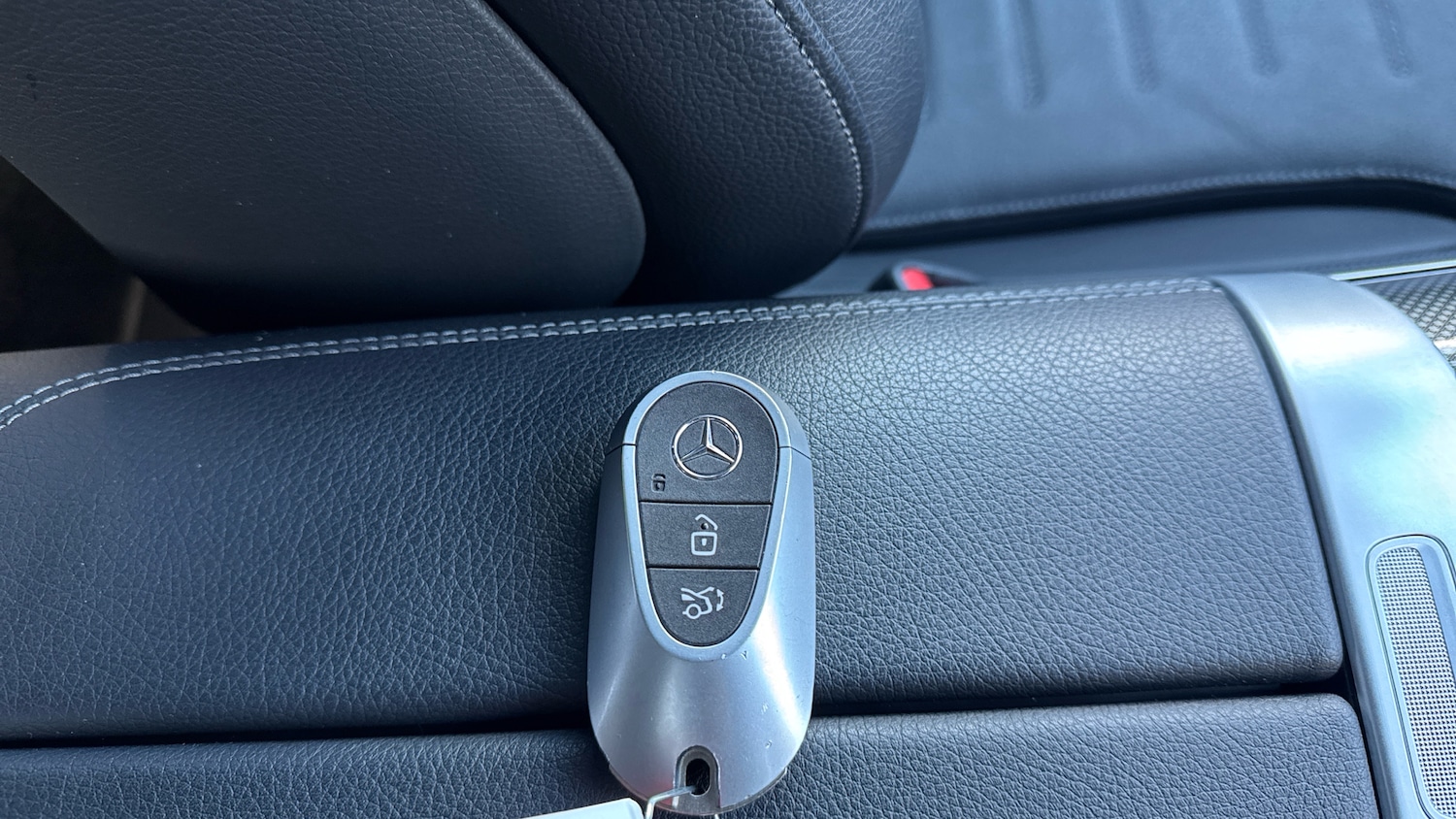 Used Mercedes-Benz GLC 2023 for sale - 76782547: Photo 20