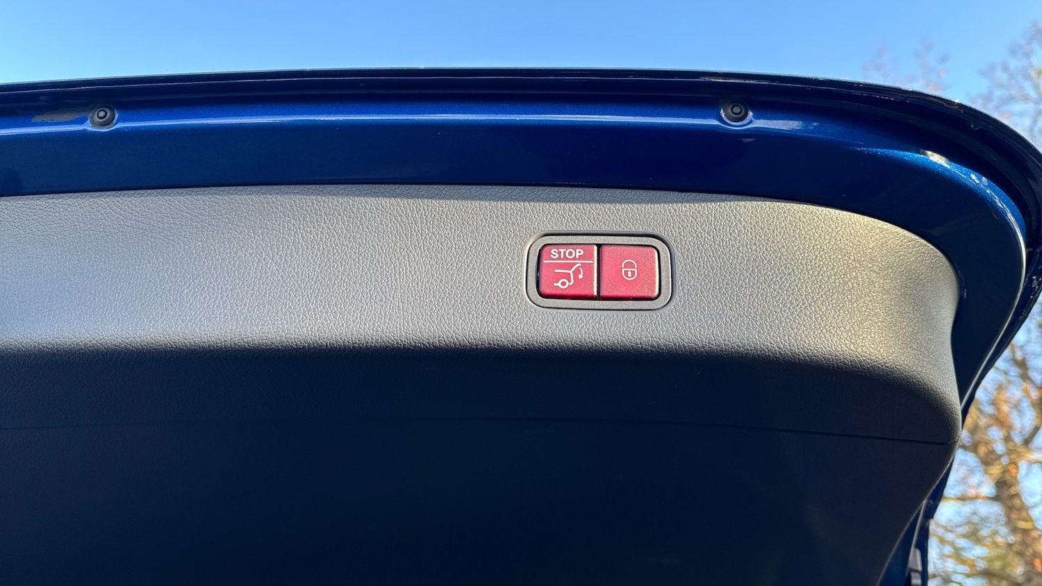 Used Mercedes-Benz GLC 2023 for sale - 76782547: Photo 31