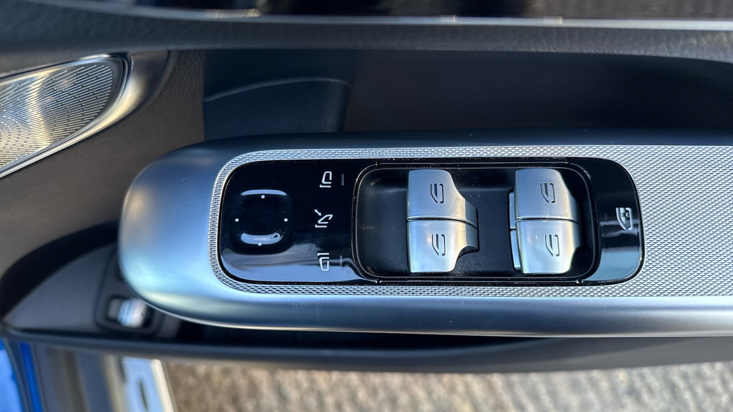 Used Mercedes-Benz GLC 2023 for sale - 76782547: Photo 35