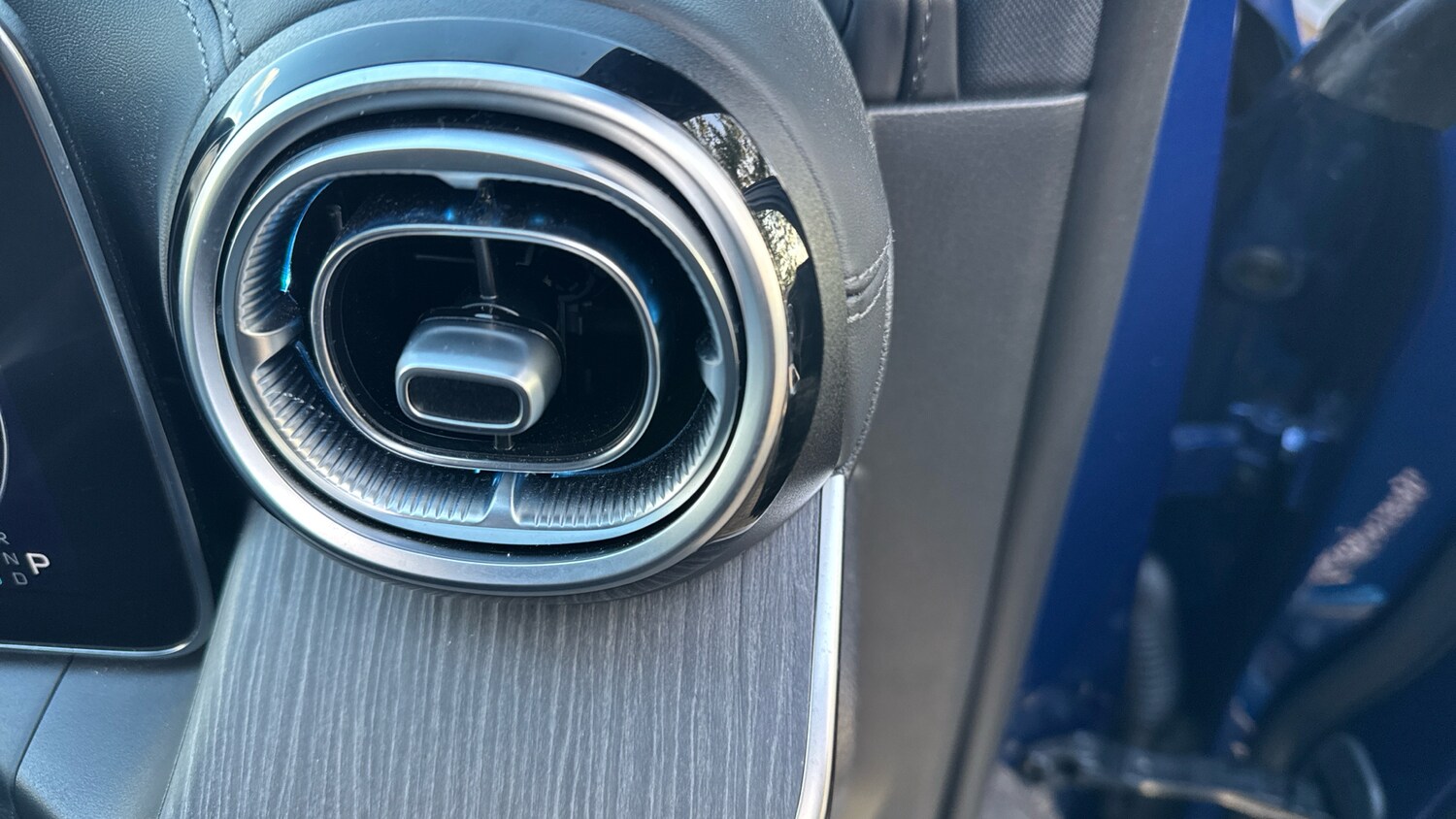 Used Mercedes-Benz GLC 2023 for sale - 76782547: Photo 37