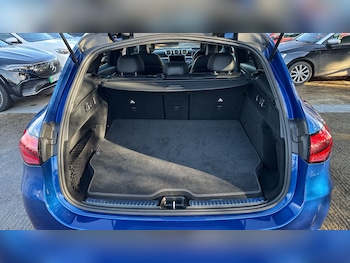 Used Mercedes-Benz GLC 2023 for sale - 76782547: Photo