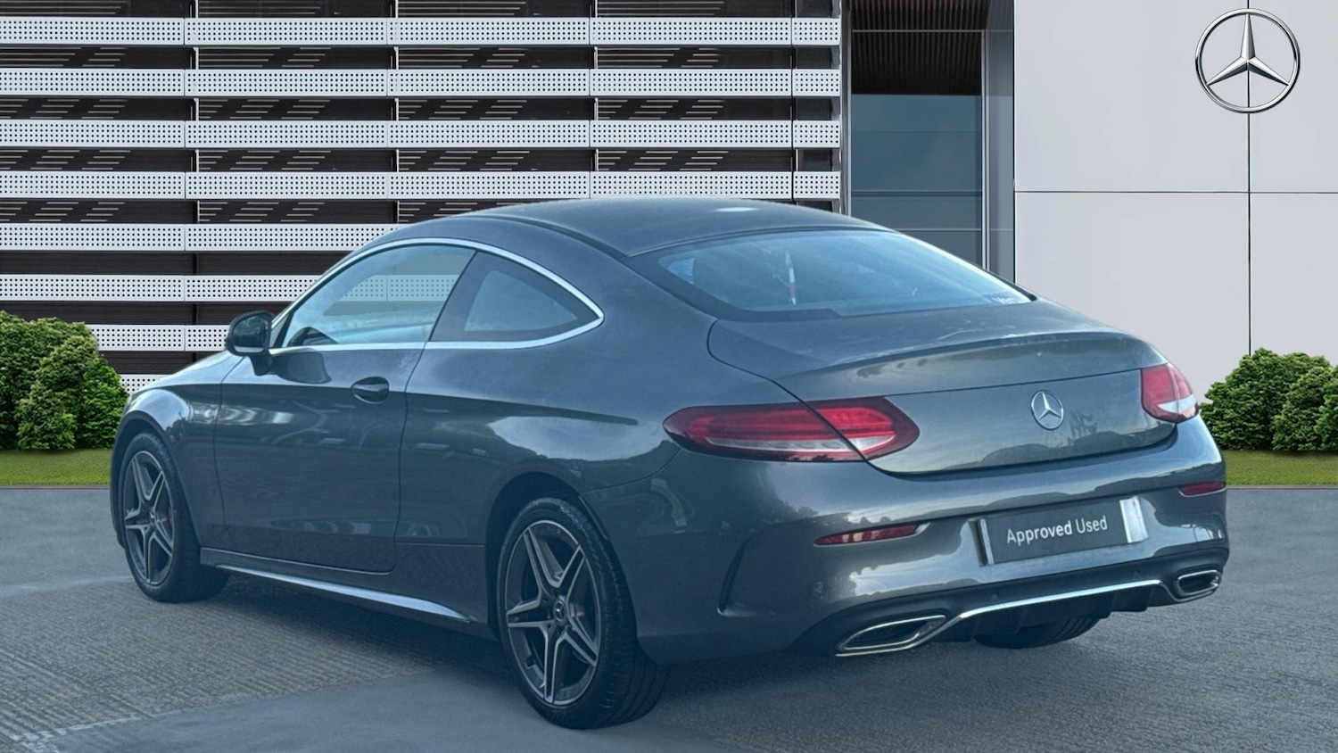Used Mercedes-Benz C-Class 2019 for sale - 76161780: Photo 2