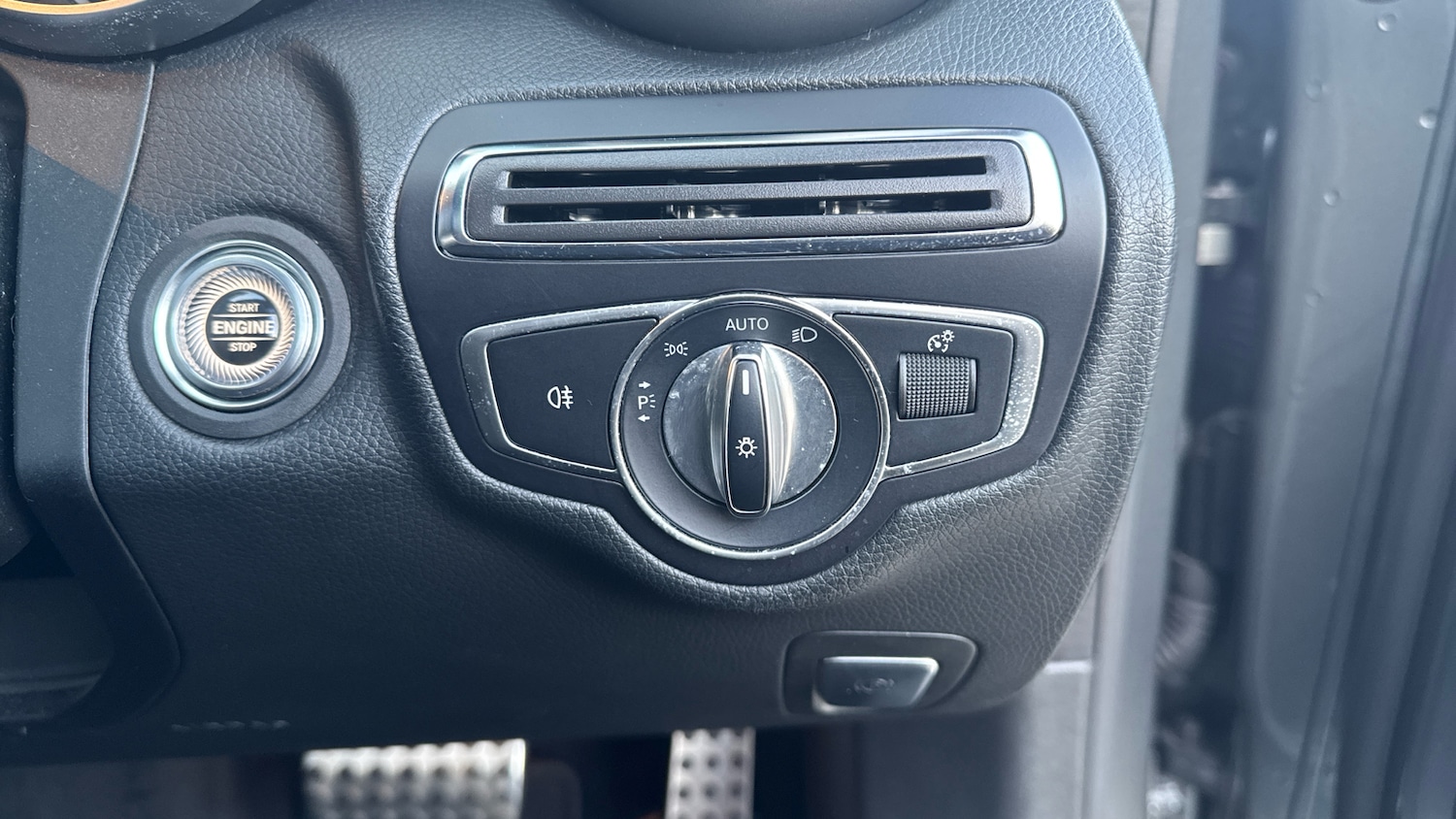 Used Mercedes-Benz C-Class 2019 for sale - 76161780: Photo 29