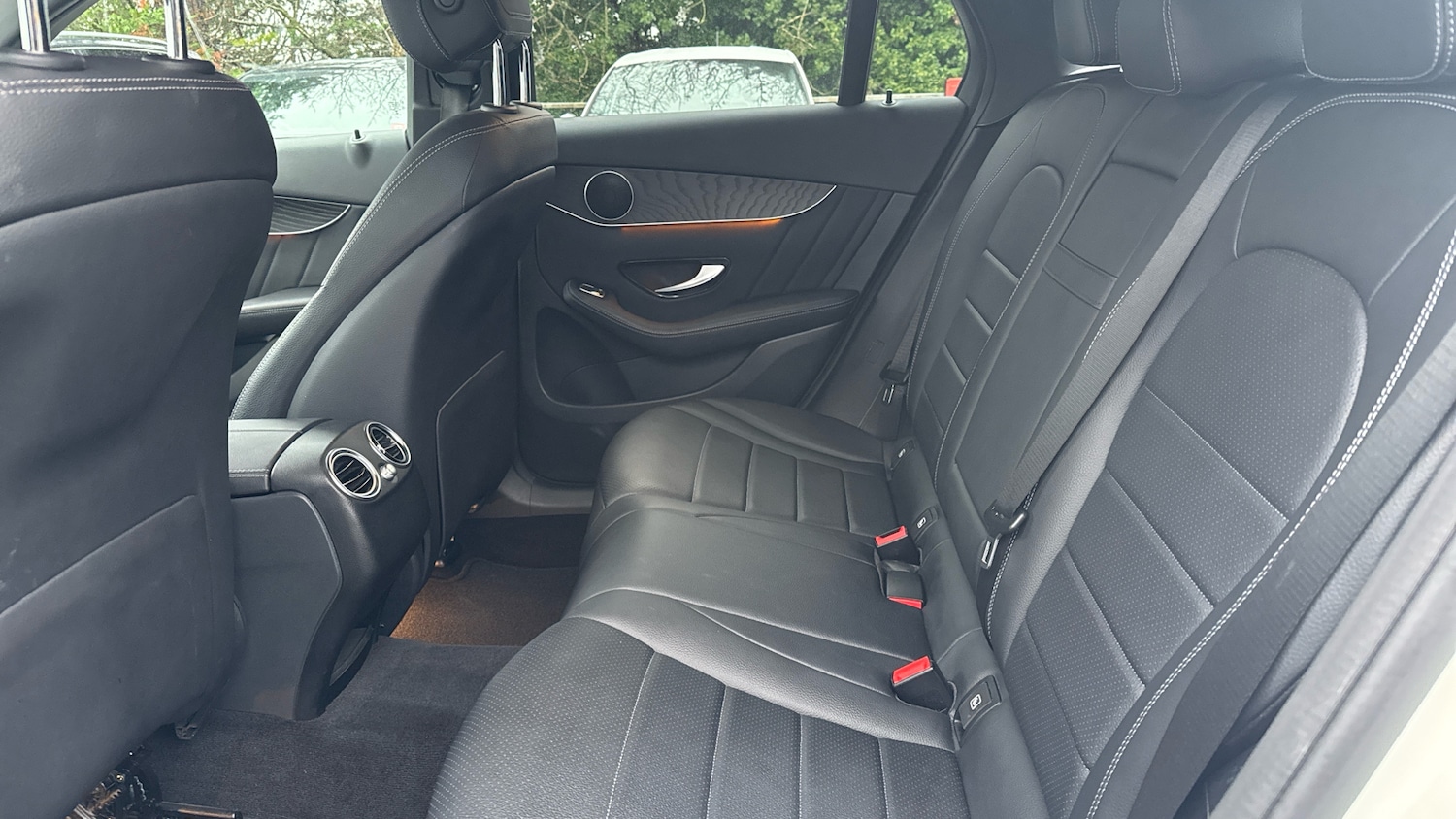 Used Mercedes-Benz GLC 2018 for sale - 76957387: Photo 16