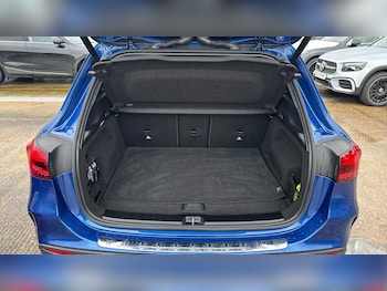 Used Mercedes-Benz GLA 2024 for sale - 77431578: Photo