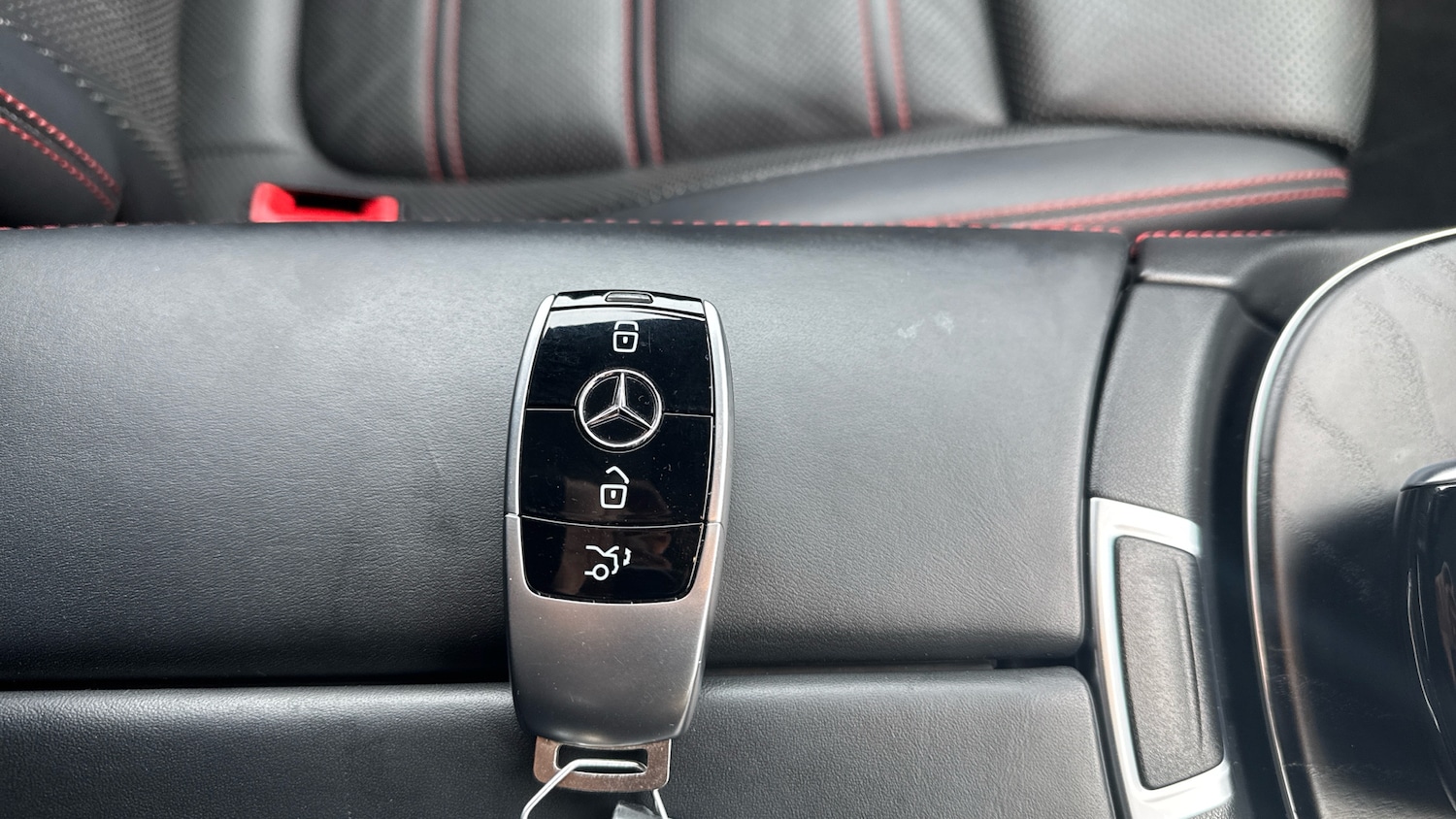 Used Mercedes-Benz E Class 2019 for sale - 76382555: Photo 19