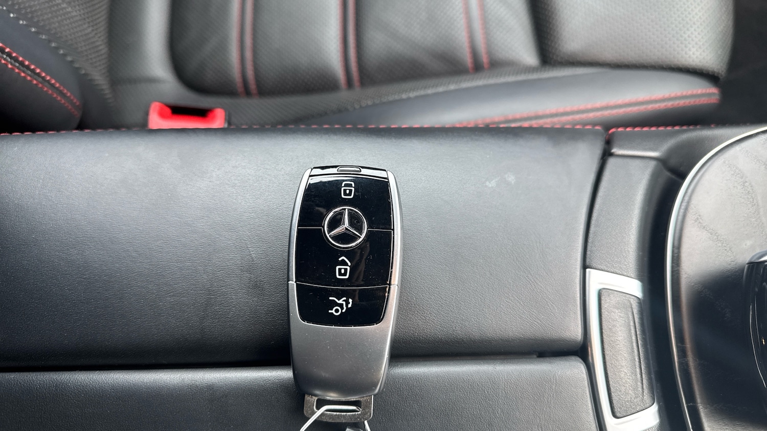 Used Mercedes-Benz E Class 2019 for sale - 76382555: Photo 20