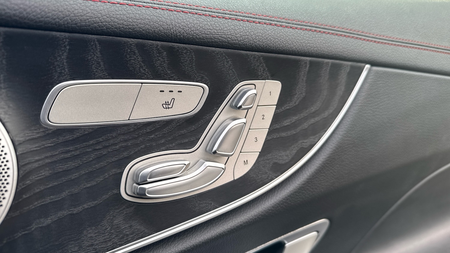 Used Mercedes-Benz E Class 2019 for sale - 76382555: Photo 35