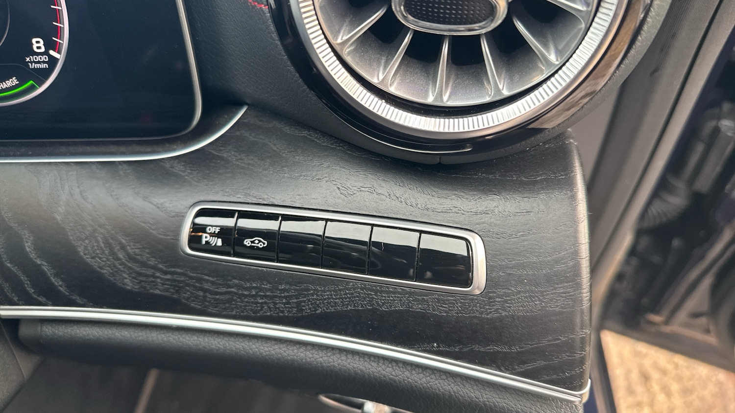 Used Mercedes-Benz E Class 2019 for sale - 76382555: Photo 39