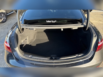 Used Mercedes-Benz E Class 2023 for sale - 76580621: Photo