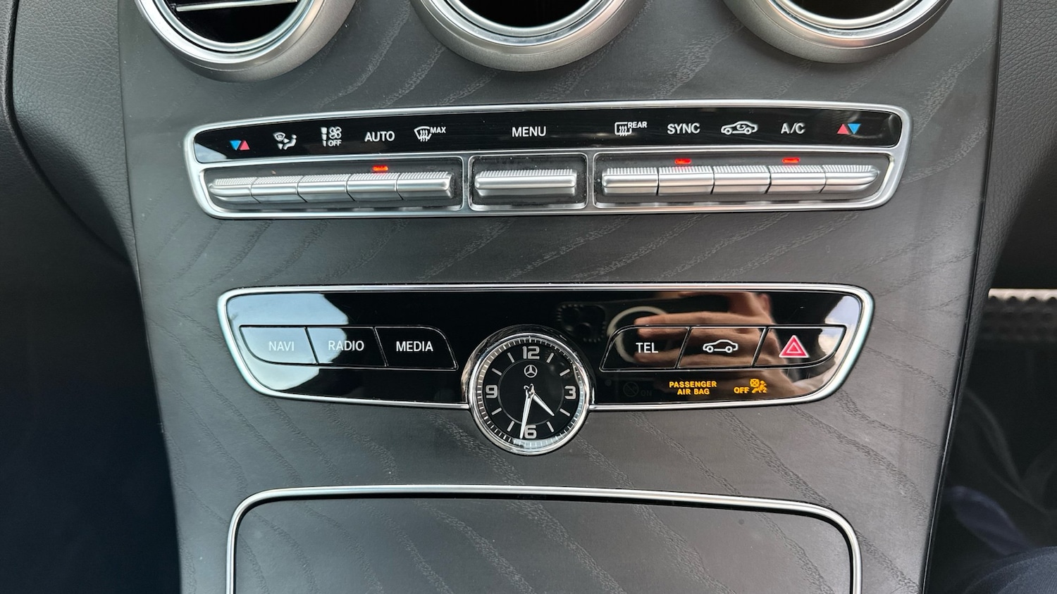 Used Mercedes-Benz C-Class 2019 for sale - 76127973: Photo 33