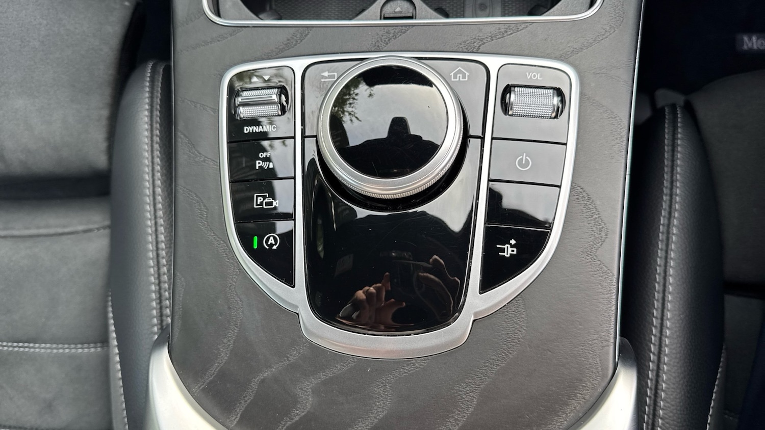 Used Mercedes-Benz C-Class 2019 for sale - 76127973: Photo 35