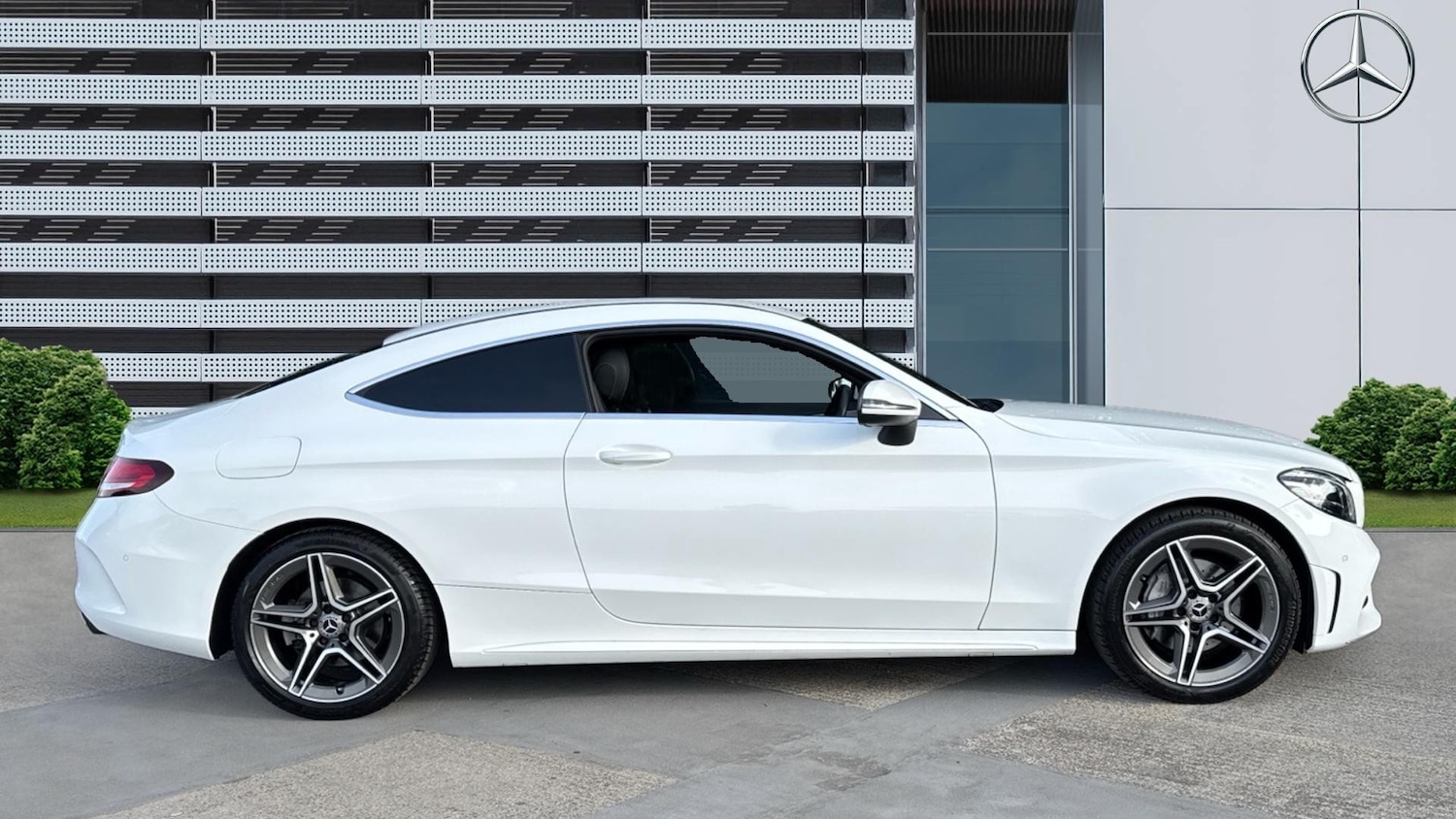Used Mercedes-Benz C-Class 2019 for sale - 76127973: Photo 5