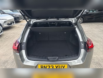 Used Lexus UX 2023 for sale - 79352913: Photo