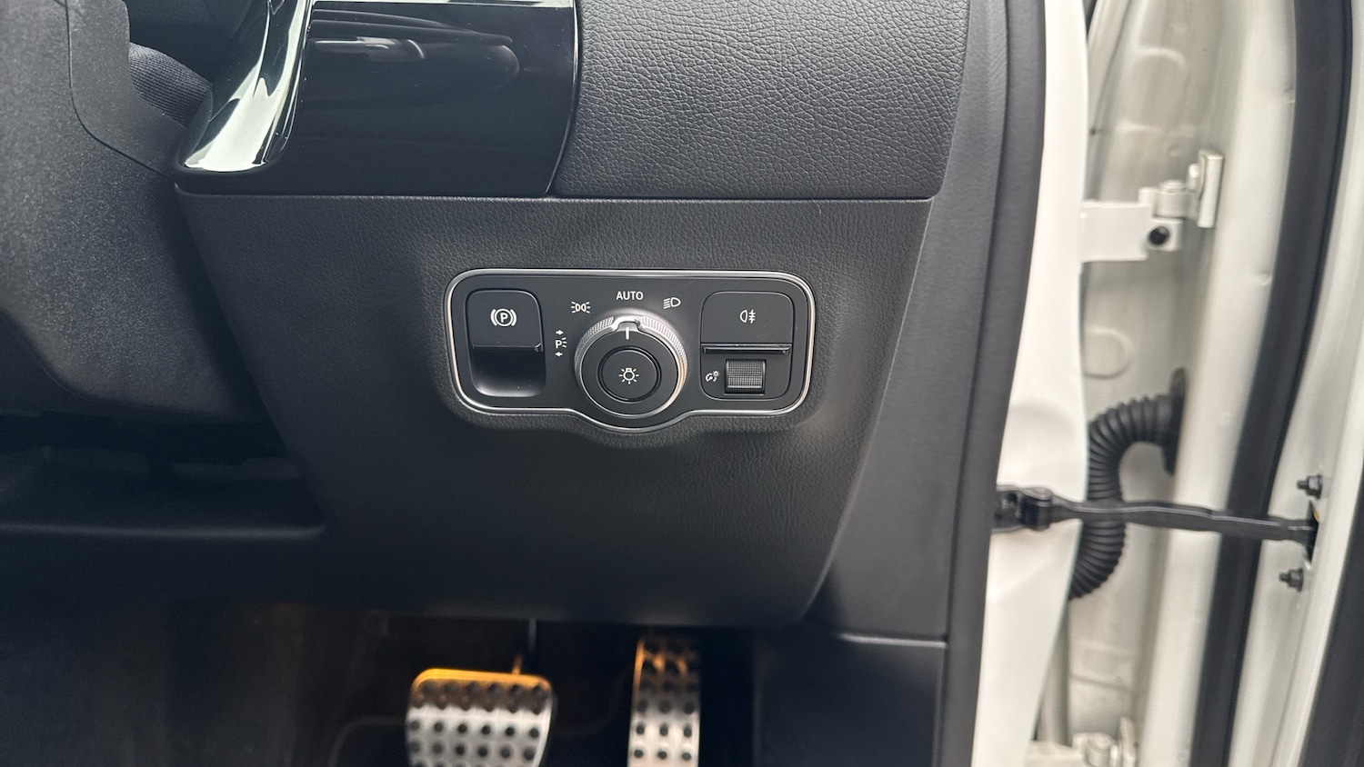 Used Mercedes-Benz GLA 2023 for sale - 77128069: Photo 32