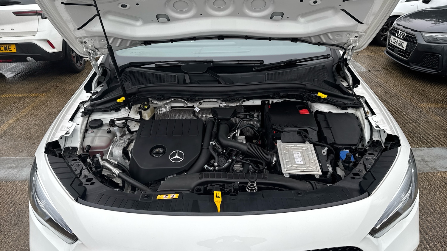 Used Mercedes-Benz GLA 2023 for sale - 77128069: Photo 8