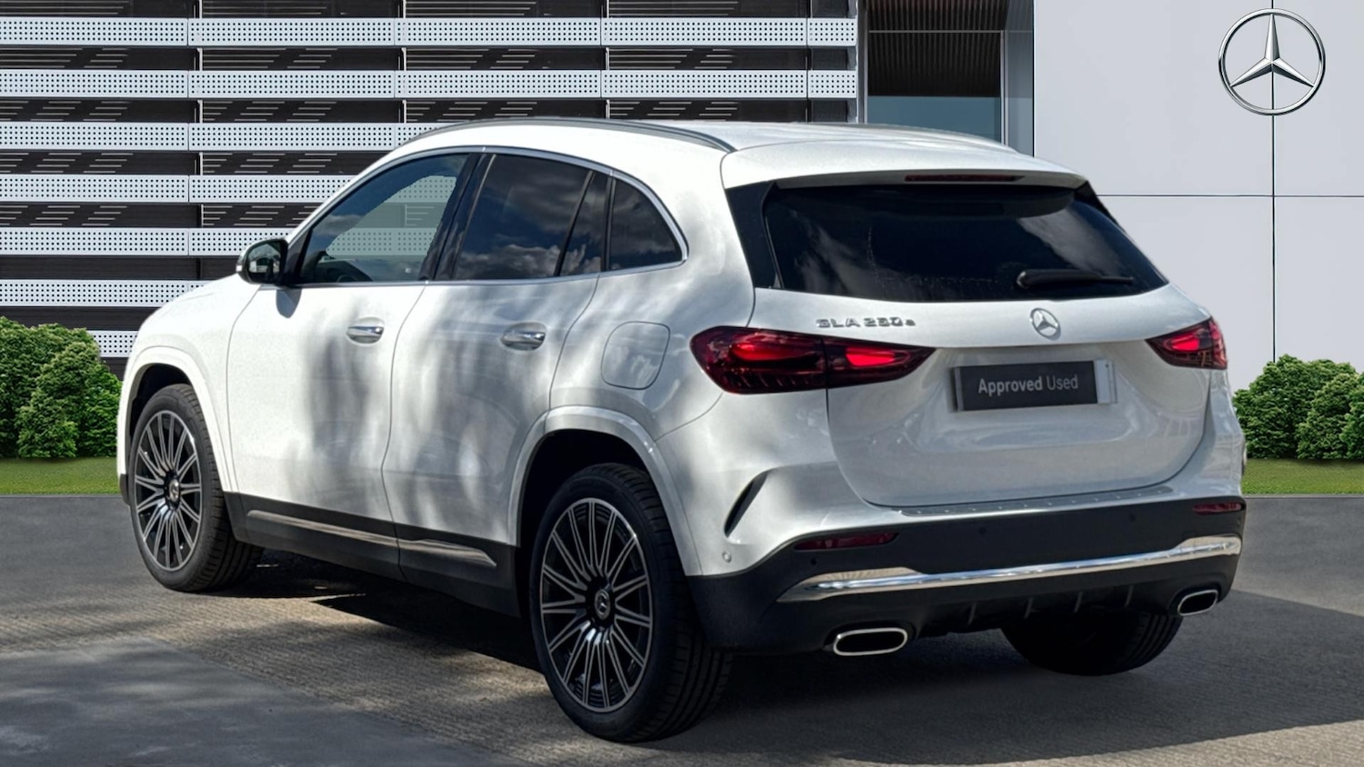 Used Mercedes-Benz GLA 2025 for sale - 76877766: Photo 2