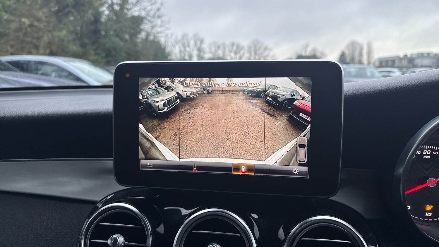 Used Mercedes-Benz GLC 2016 for sale - 77336452: Photo 39