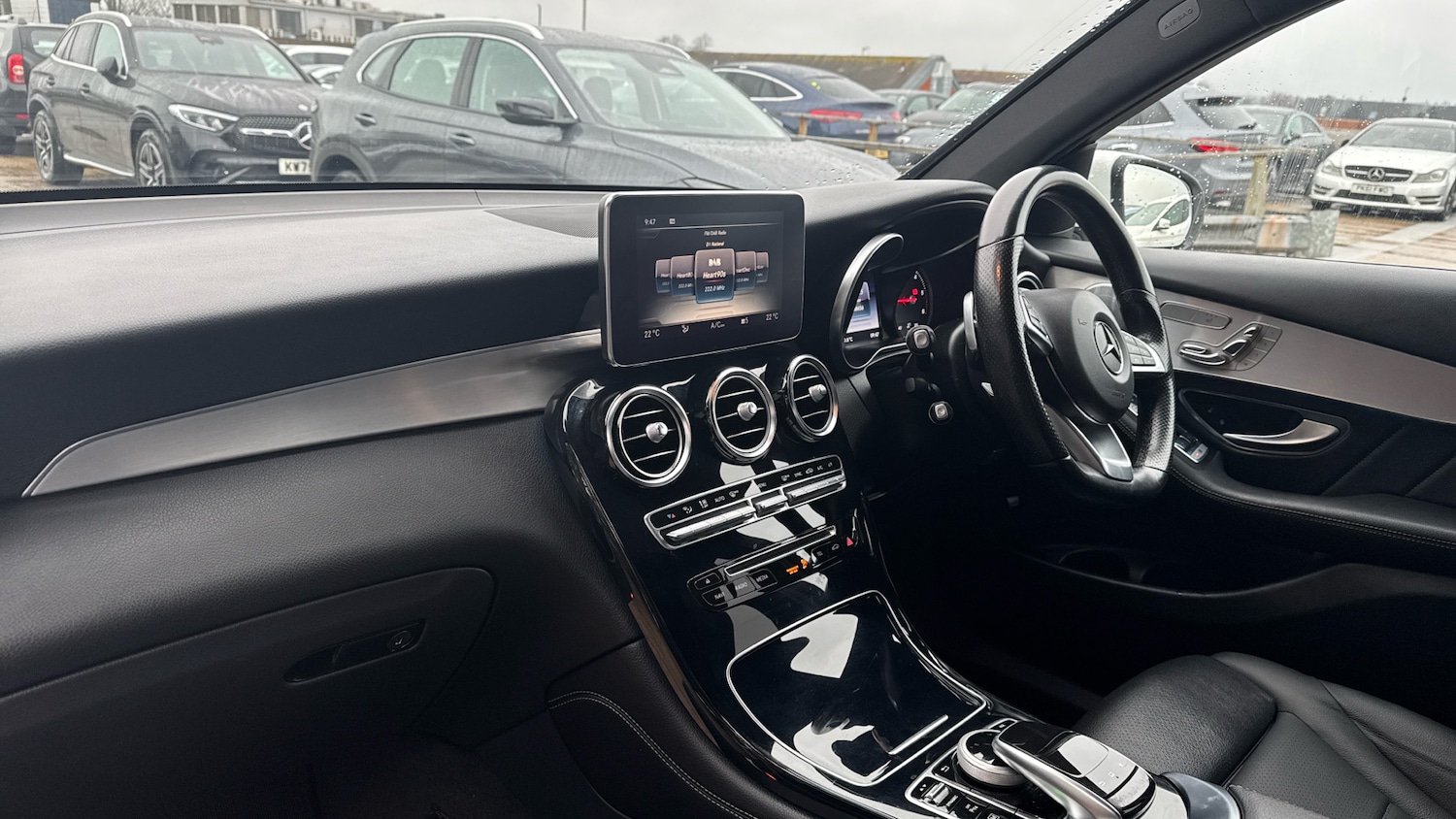 Used Mercedes-Benz GLC 2016 for sale - 77336452: Photo 9