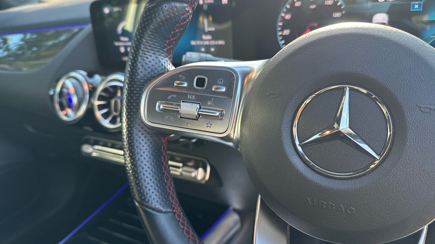 Used Mercedes-Benz GLA 2021 for sale - 76161781: Photo 34