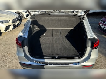 Used Mercedes-Benz GLA 2021 for sale - 76161781: Photo