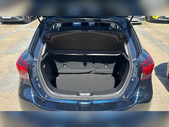 Used Mazda Mazda2 2023 for sale - 78420705: Photo