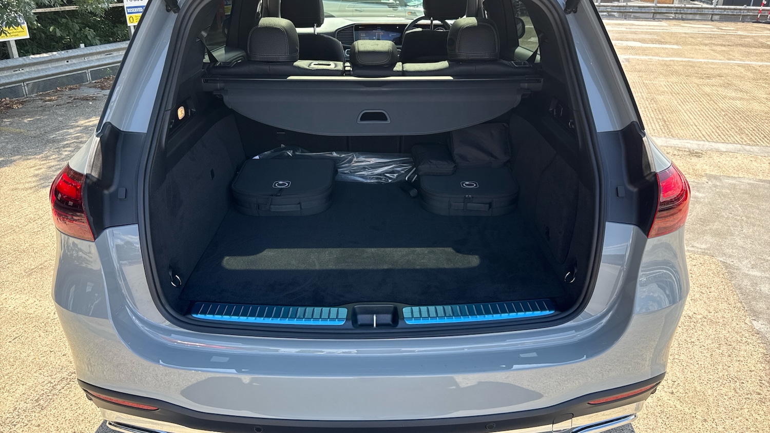 Used Mercedes-Benz GLE 2025 for sale - 76412055: Photo 4