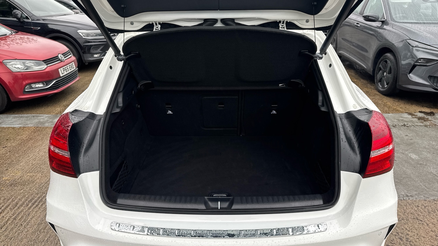 Used Mercedes-Benz GLA 2018 for sale - 77311294: Photo 4