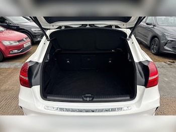 Used Mercedes-Benz GLA 2018 for sale - 77311294: Photo