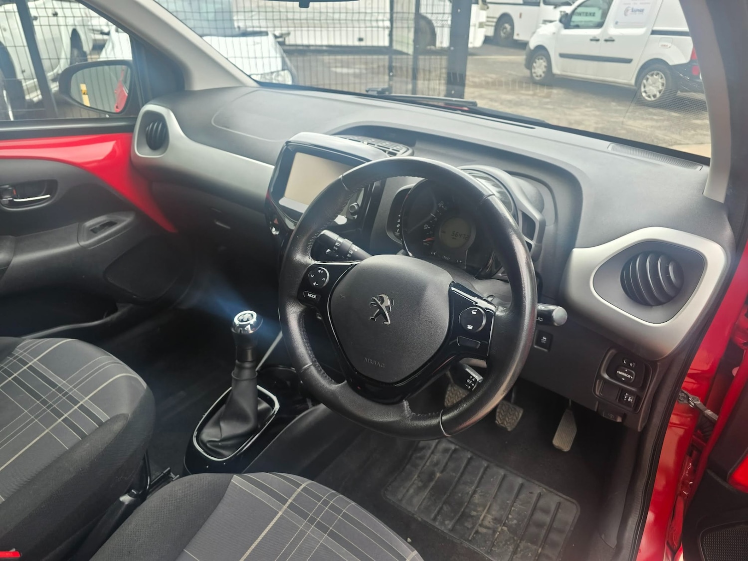 Used Peugeot 108 2017 for sale - 78078360: Photo 6