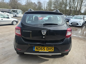 Used Dacia Sandero Stepway 2015 for sale - 78107717: Photo