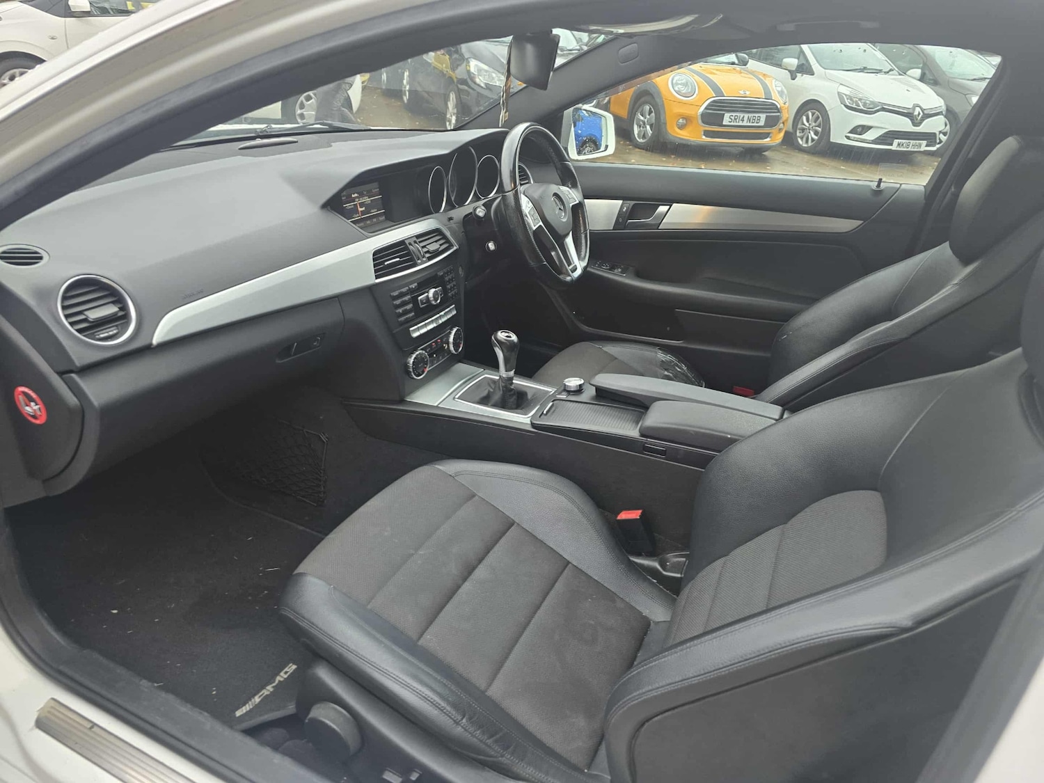 Used Mercedes-Benz C Class 2012 for sale - 76450044: Photo 11