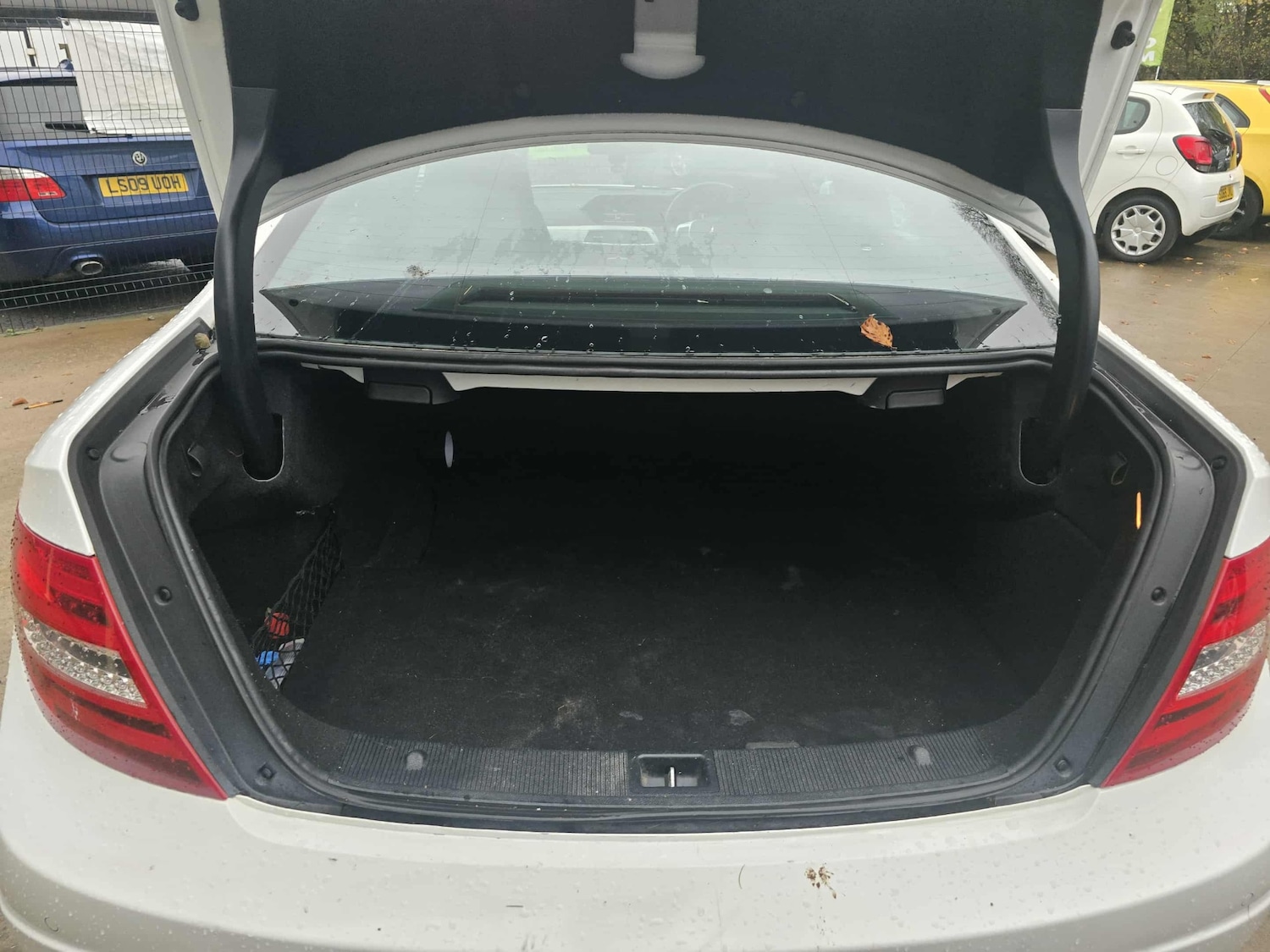 Used Mercedes-Benz C Class 2012 for sale - 76450044: Photo 7