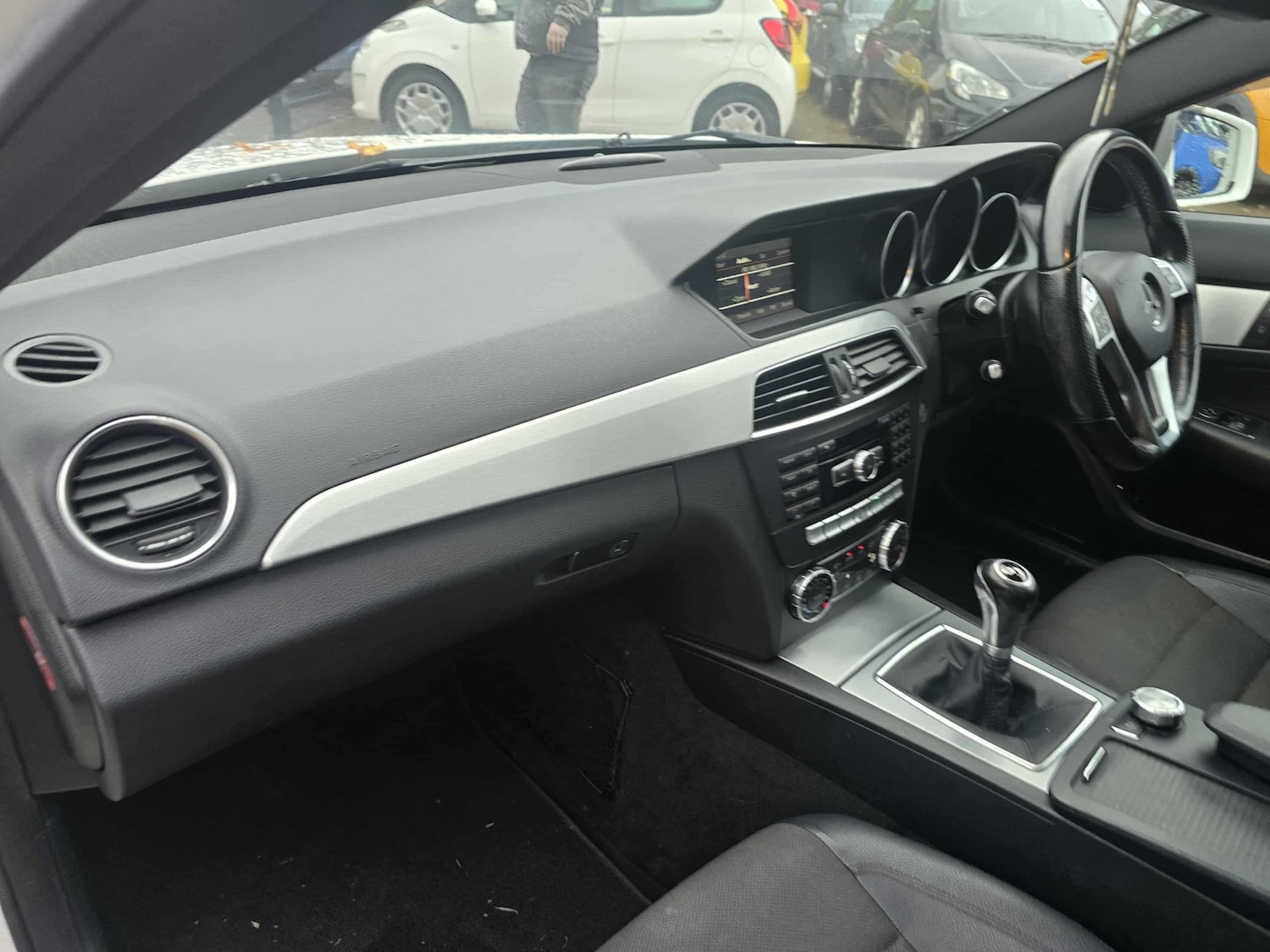 Used Mercedes-Benz C Class 2012 for sale - 76450044: Photo 9