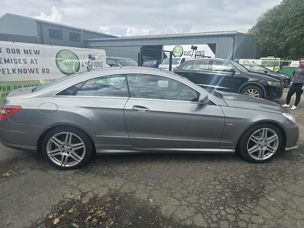 Used Mercedes-Benz E-Class 2010 for sale - 75409921: Photo 3