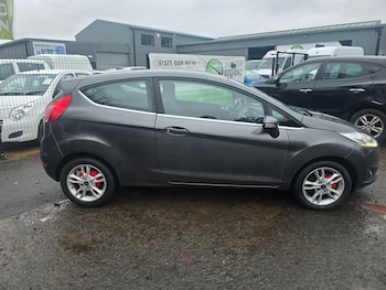 Used Ford Fiesta 2017 for sale - 78927807: Photo