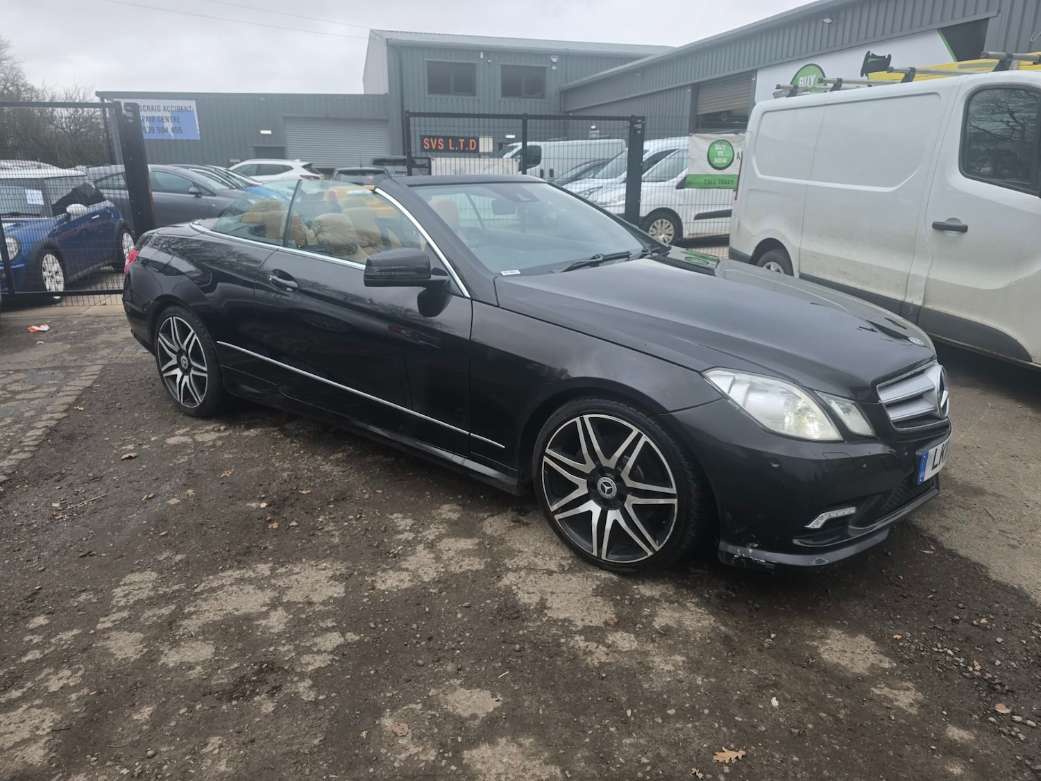Used Mercedes-Benz E Class 2011 for sale - 77877432: Photo 3