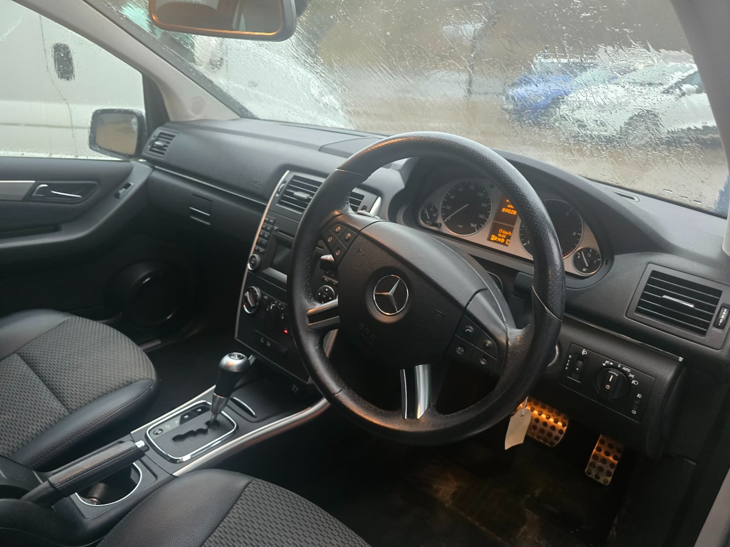 Used Mercedes-Benz B Class 2011 for sale - 77903568: Photo 8