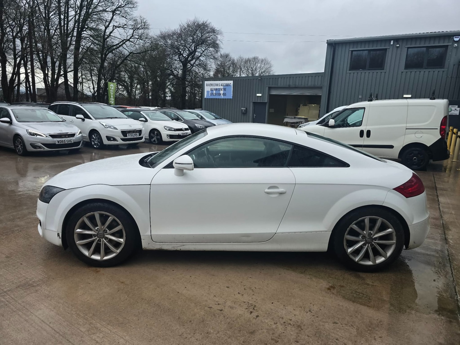 Used Audi TT 2013 for sale - 76858968: Photo 2
